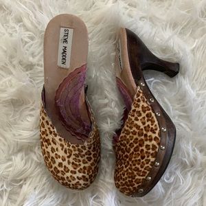 Vintage Steve Madden wood, leather & faux fur heel